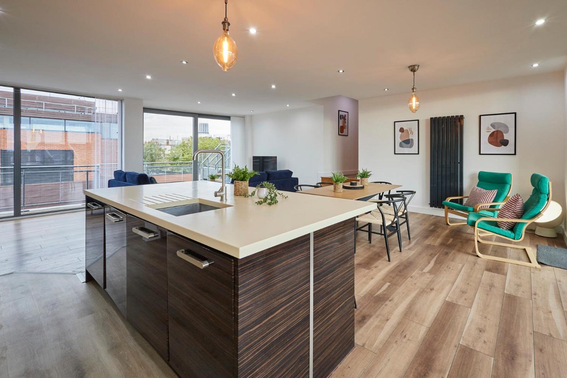 Host & Stay - The Knight Street Penthouses Ливерпуль Экстерьер фото